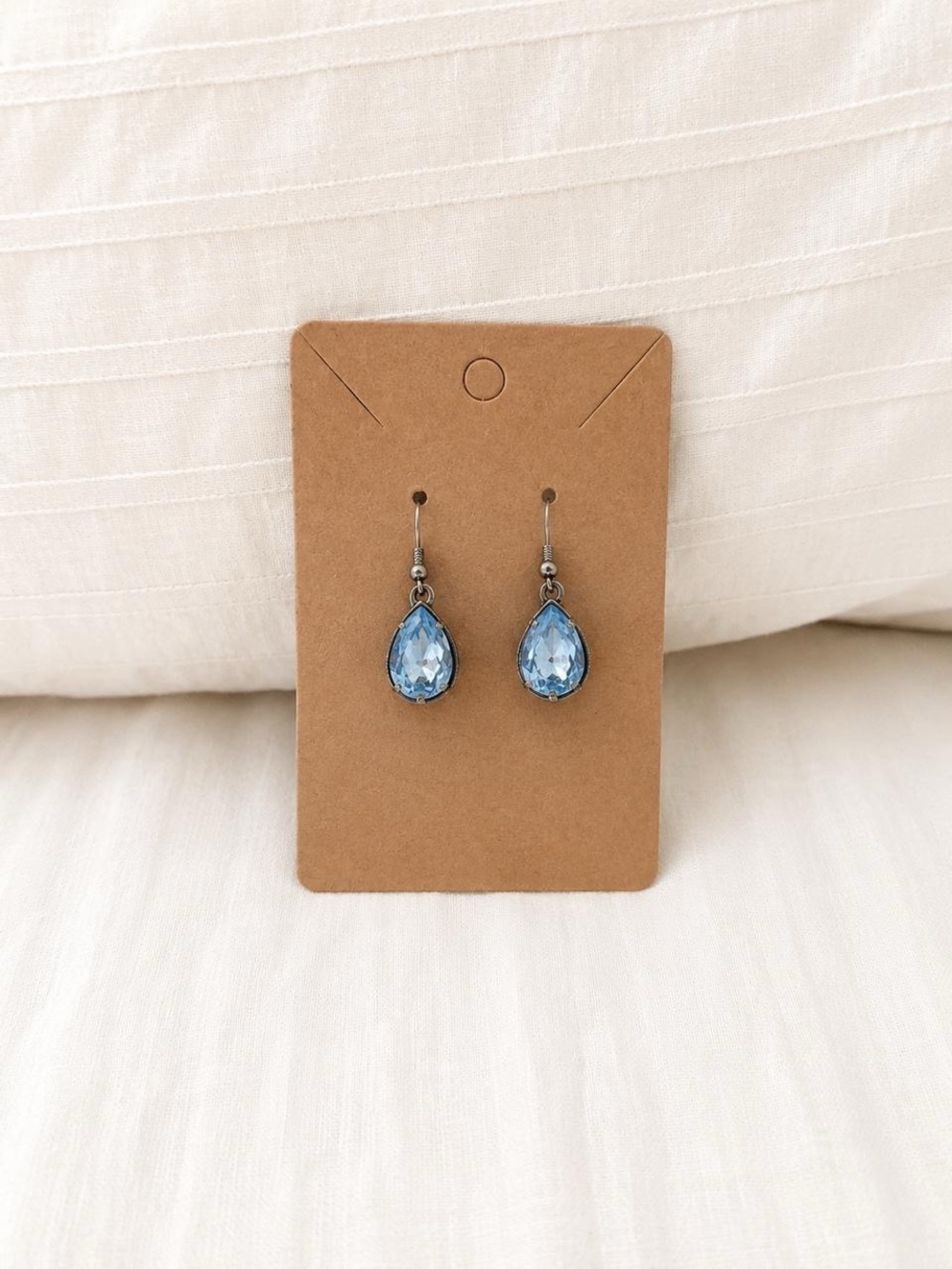 Blue Teardrop Crystal Dangle Earrings - Elegant Women's Jewelry